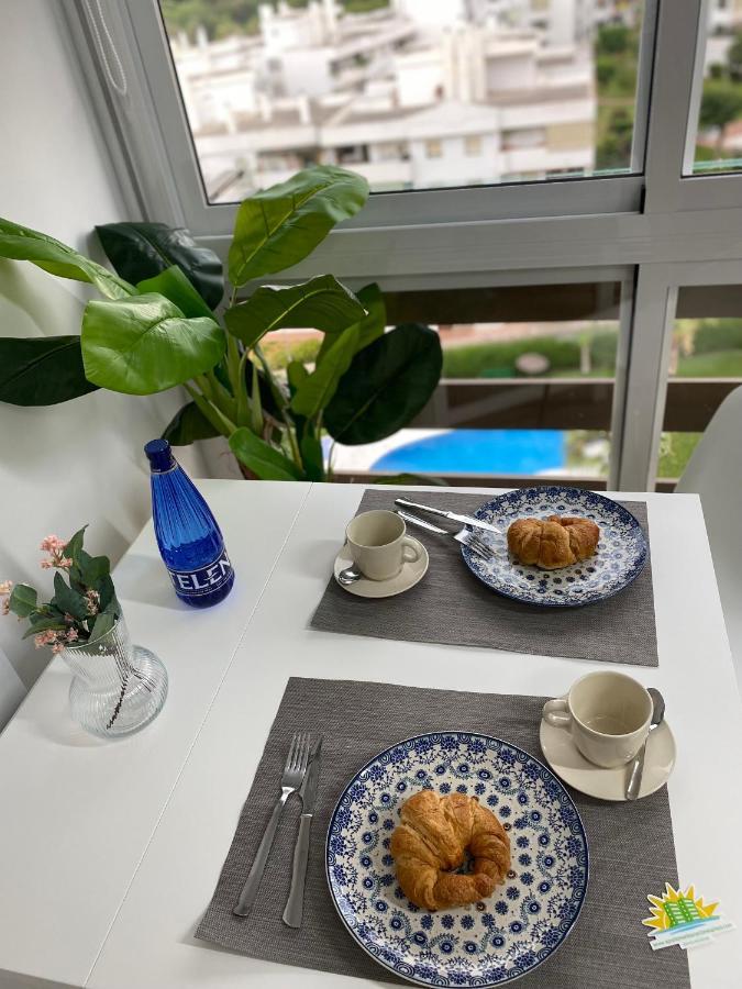 Apartamentos Naciones Playa, Los Molinillos Benalmádena Dış mekan fotoğraf